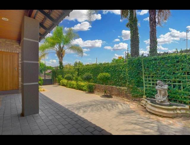 3 BEDROOM HOUSE FOR SALE IN HURLINGHAM